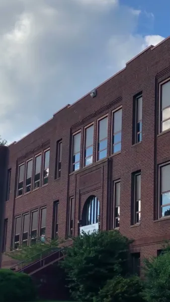 คุณคุณหงส์สอนฉันรัก