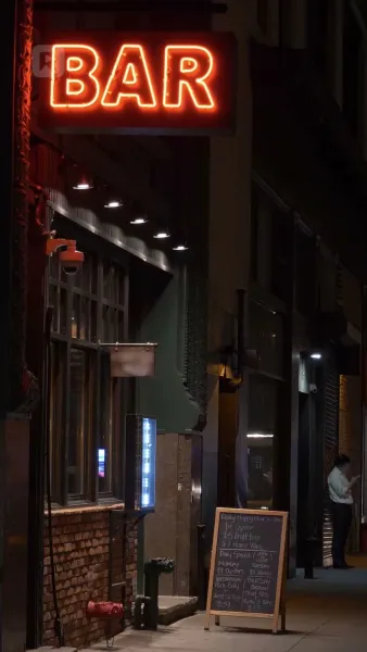 คุณคุณหงส์สอนฉันรัก