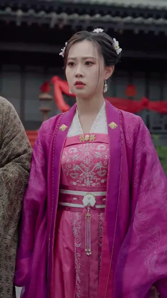 ชะตารักนางหงส์