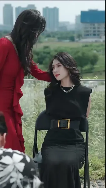 จากท่านประธานผู้มีอำนาจสู่นกในกรงทอง