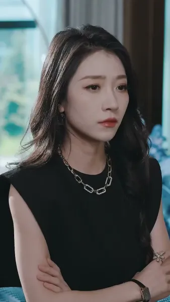 จากท่านประธานผู้มีอำนาจสู่นกในกรงทอง