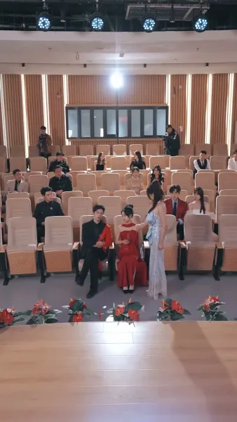 รักแรกที่คิดแค่อยากจะดัง