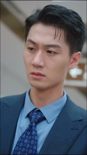 ลูกชายคลั่งรัก แม่ขอไม่ยุ่ง