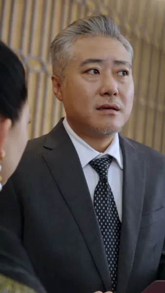 ลูกชายคลั่งรัก แม่ขอไม่ยุ่ง