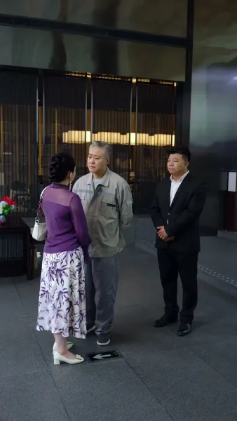 ลูกชายคลั่งรัก แม่ขอไม่ยุ่ง