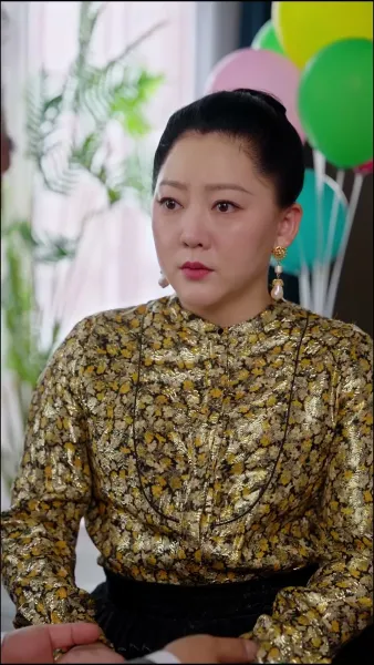 ลูกชายคลั่งรัก แม่ขอไม่ยุ่ง