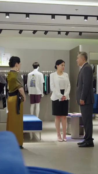 ลูกชายคลั่งรัก แม่ขอไม่ยุ่ง