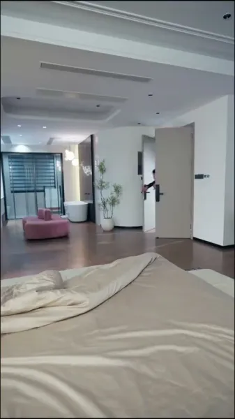 ความลับใต้แสงจันทร์