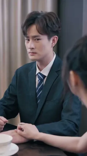 ความลับใต้แสงจันทร์