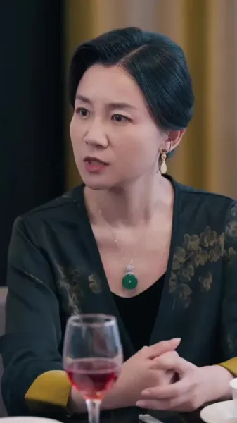 ความลับใต้แสงจันทร์